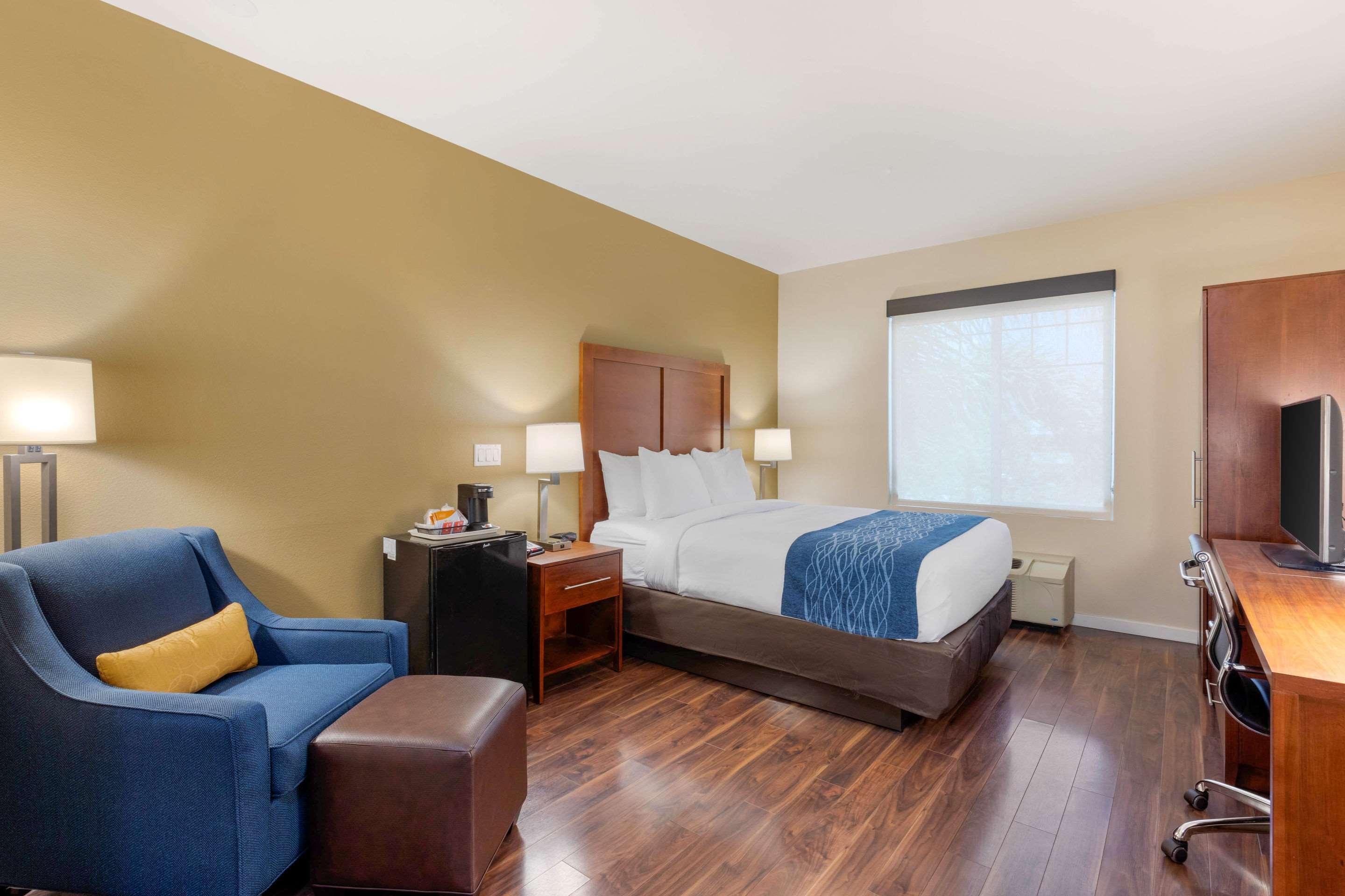 Comfort Inn & Suites Near Ontario Airport Εξωτερικό φωτογραφία