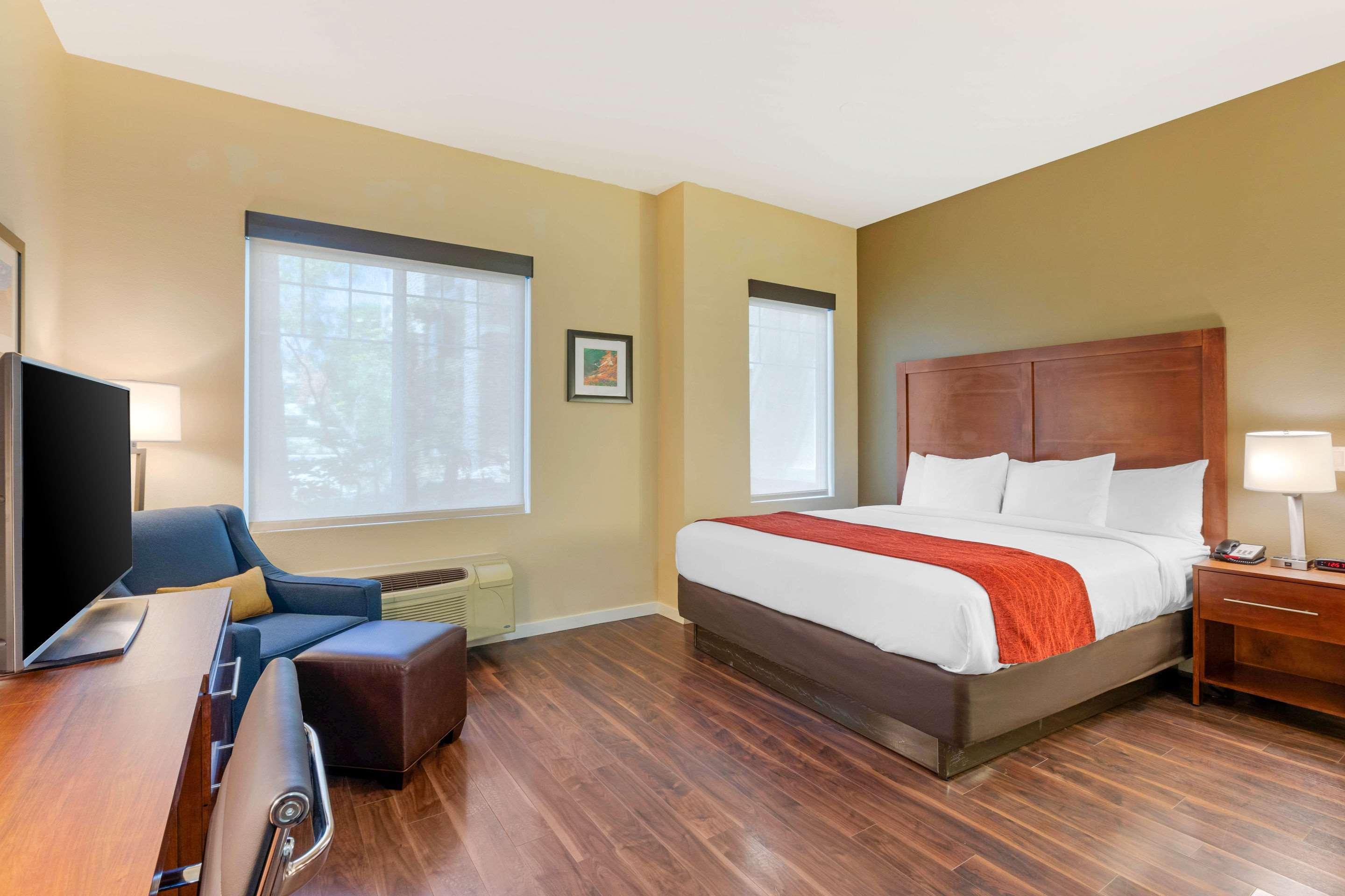 Comfort Inn & Suites Near Ontario Airport Εξωτερικό φωτογραφία