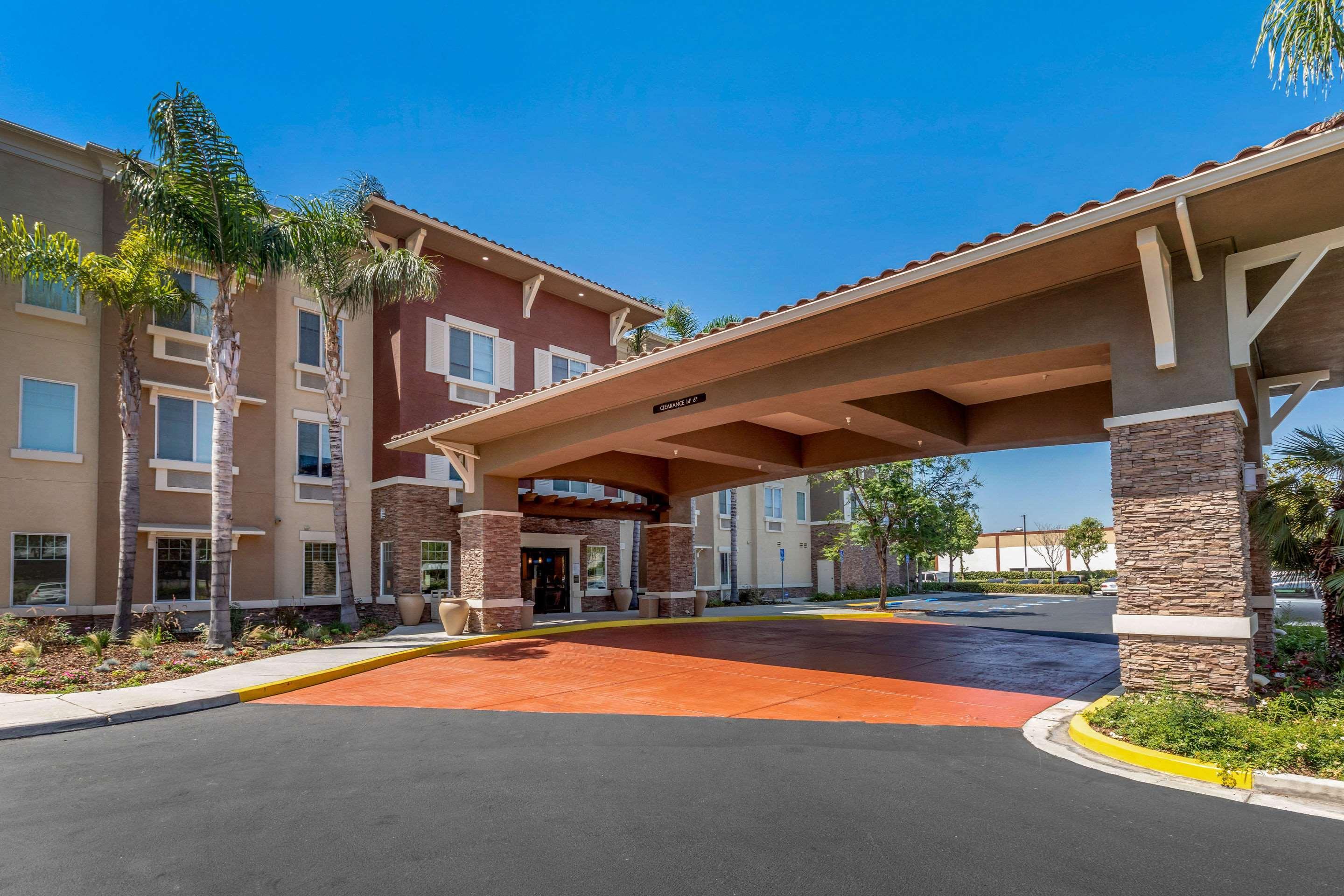 Comfort Inn & Suites Near Ontario Airport Εξωτερικό φωτογραφία