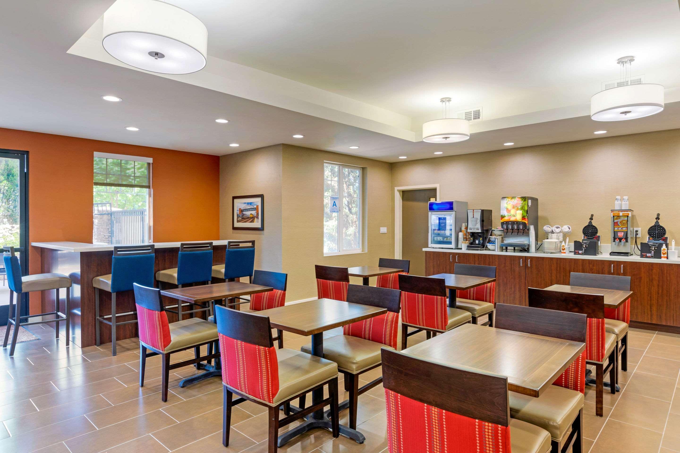 Comfort Inn & Suites Near Ontario Airport Εξωτερικό φωτογραφία