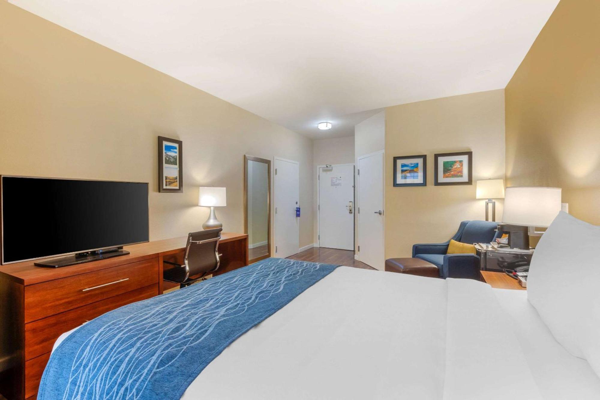 Comfort Inn & Suites Near Ontario Airport Δωμάτιο φωτογραφία