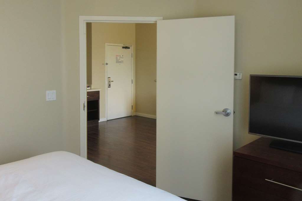 Comfort Inn & Suites Near Ontario Airport Δωμάτιο φωτογραφία